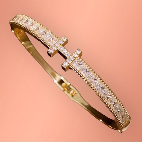 FASHION BRACELET LUXURY 14K GOLD PLATED OVER STAINLESS STEEL - Picture 3 of 6